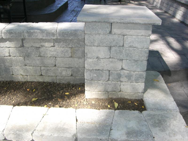 Column, planter, retaining and seating wall with patio steps